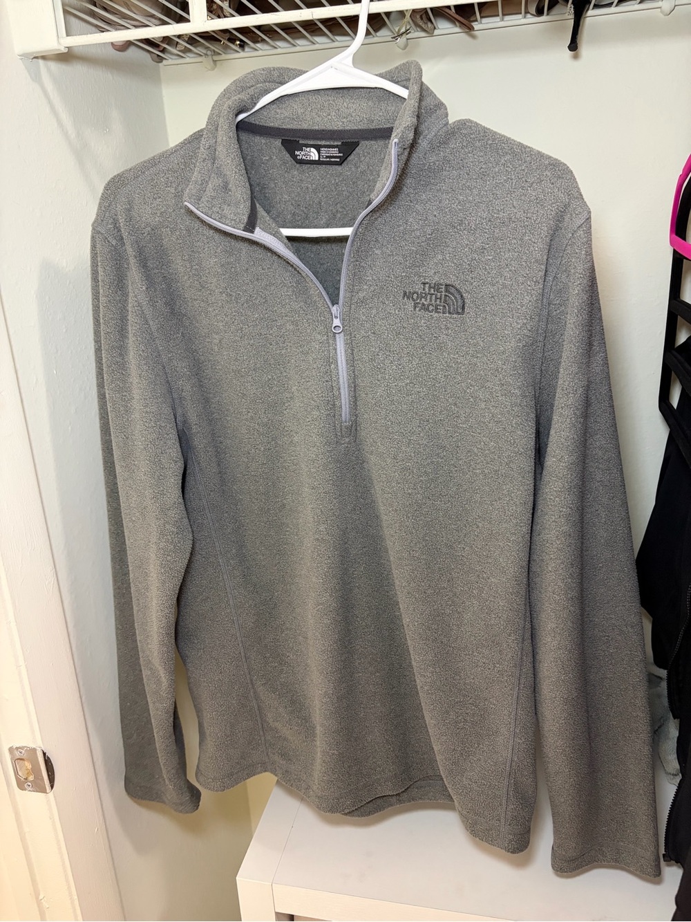 The North Face Men's Gray Half-Zip Fleece Pullover